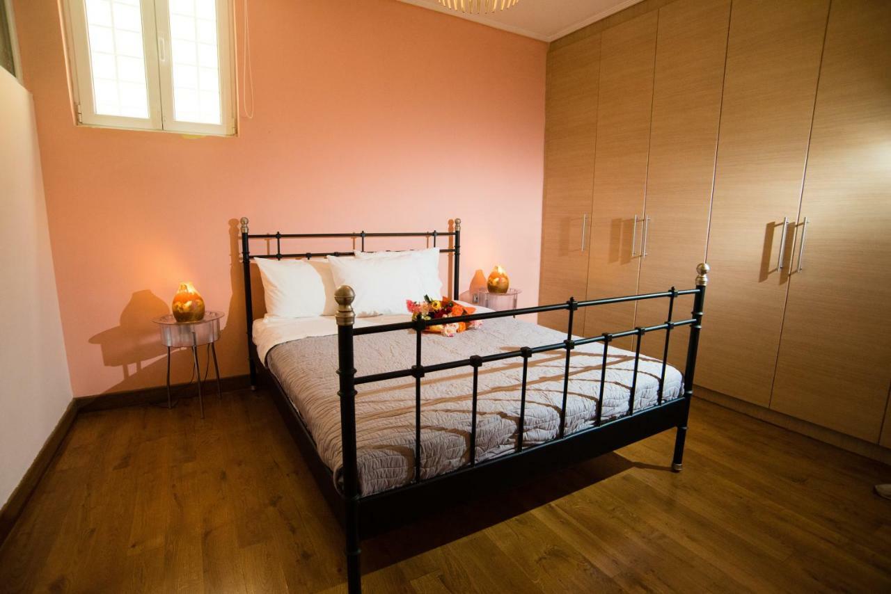 Villa Olympia Vip Dhráfi Buitenkant foto
