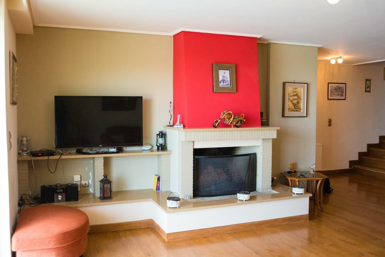 Villa Olympia Vip Dhráfi Buitenkant foto